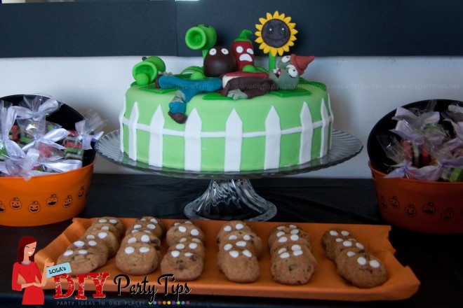 Plants Vs. Zombie Cake – Lola's DIY Party Tips